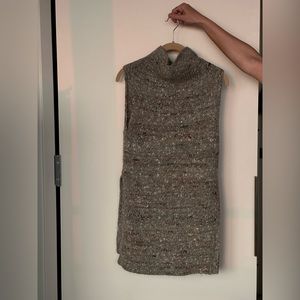 Aritzia Wilfred Durandal Sleeveless Funnel-neck Wool Sweater